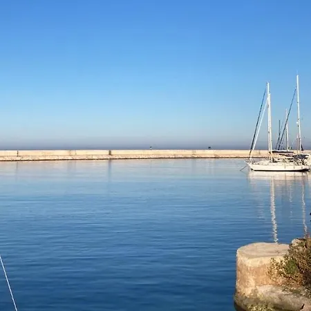 La Racioppola אוסטוני